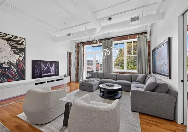 Photo 1 of Condo for sale at 3235 Roswell Rd Ne #602, Atlanta, GA 30305 | MLS# 7825617 | Listing updated on 2026-08-29