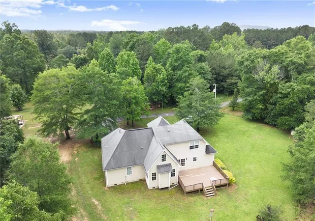 2nd image of 577 Everett Springs Rd Sw, Calhoun, GA 30701 | MLS# 7773068