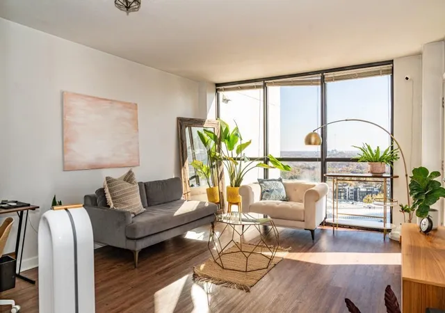 1st image of 1280 W Peachtree St Nw #3211, Atlanta, GA 30309 | MLS# 7754736