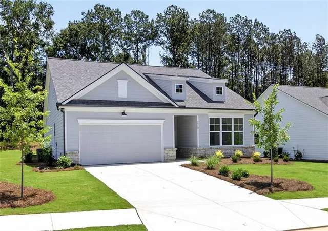 Photo 2 of Single family home for sale at 2020 Oconee Blf Dr, Athens, GA 30601 | MLS# 7808187 | Listing updated on 2026-09-09