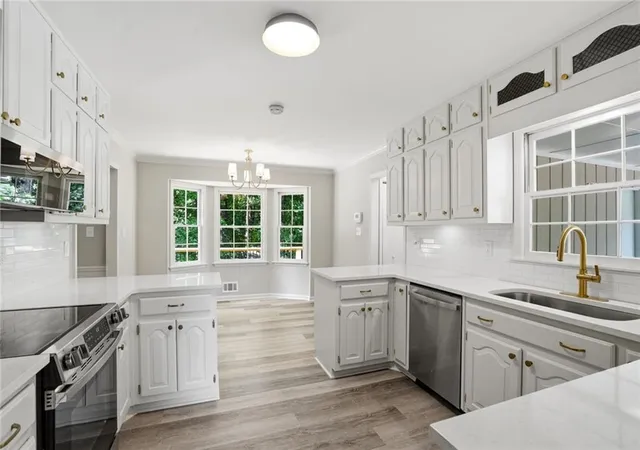 5th image of 2595 Marsha Cir, Cumming, GA 30041 | MLS# 7777493