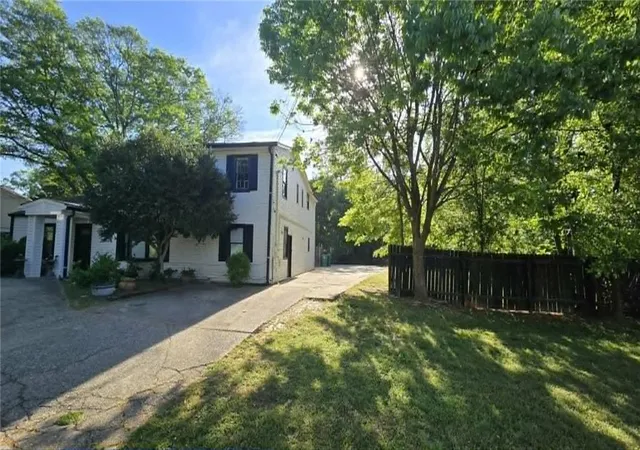 3rd image of 2669 Knoll Rd Se, Smyrna, GA 30080 | MLS# 7788151