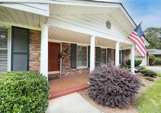 5th image of 2976 Blackwood Rd, Decatur, GA 30033 | MLS# 7809462