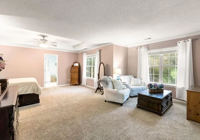 Photo 4 of Sale Pending at 6445 N Glen Dr, Cumming, GA 30028 | MLS# 7820147 | Listing updated on 2026-10-14