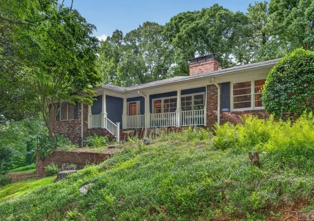 Photo 1 of Single family home for sale at 5274 Powers Fry Rd Nw, Atlanta, GA 30327 | MLS# 7809708 | Listing updated on 2026-09-09