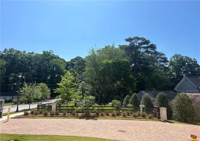 4th image of 2700 Mackintosh Ct #35, Brookhaven, GA 30319 | MLS# 7770137