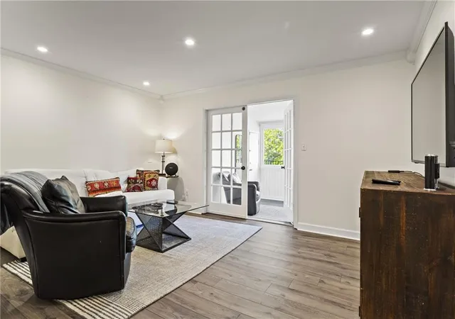 Photo 2 of Condo for sale at 53 La Rue Pl NW, Atlanta, GA 30327 | MLS# 7793985 | Listing updated on 2026-08-14