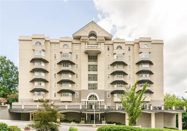 Condominium at 2499 Peachtree Rd Ne #602, Atlanta, GA 30305 | MLS# 5730446 |  | Sold on 2016-09-20