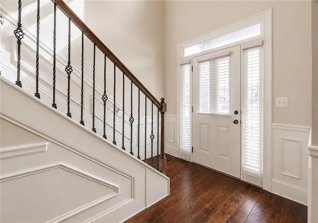 Photo 3 of Single family home for sale at 29 Bay Crst Ct, Loganville, GA 30052 | MLS# 7804129 | Listing updated on 2026-09-19