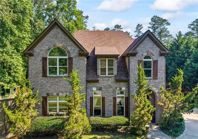 Photo 2 of Single family home for sale at 9315 Meadow Brk Dr, Gainesville, GA 30506 | MLS# 7775798 | Listing updated on 2026-08-09