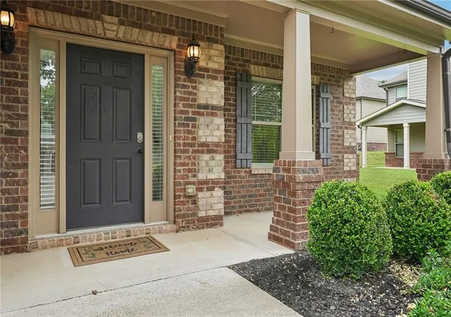 Photo 3 of Sale Pending at 4930 Roosevelt Cir, Cumming, GA 30040 | MLS# 7785105 | Listing updated on 2026-08-24