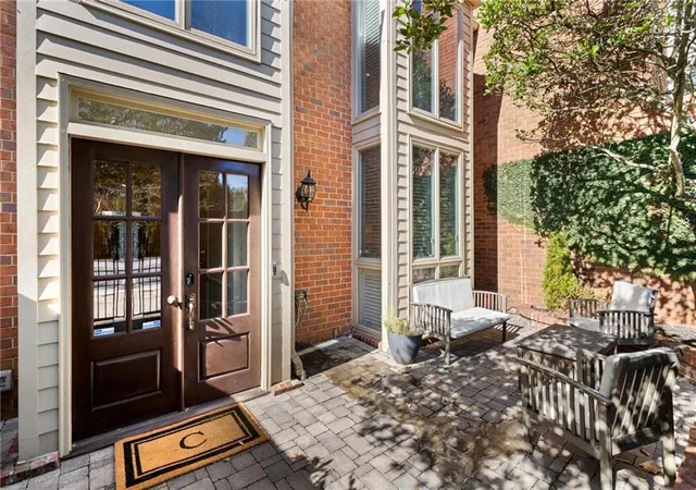 2nd image of 63 Willow Gln, Sandy Springs, GA 30342 | MLS# 7824288