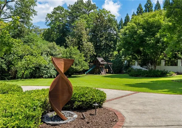 Photo 2 of Single family home for sale at 4500 Powers Fry Rd, Atlanta, GA 30327 | MLS# 7801116 | Listing updated on 2026-09-01