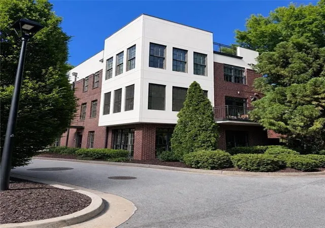 1st image of 1300 Dekalb Unit711 Ave Ne, Atlanta, GA 30307 | MLS# 7802551