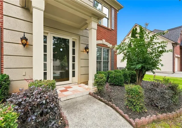 Photo 2 of Sale Pending at 10805 Glenhurst Pass, Johns Creek, GA 30097 | MLS# 7805661 | Listing updated on 2026-09-08