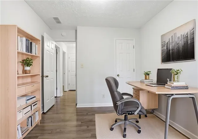 4th image of 105 Woodsong Ct, Fayetteville, GA 30214 | MLS# 7776776