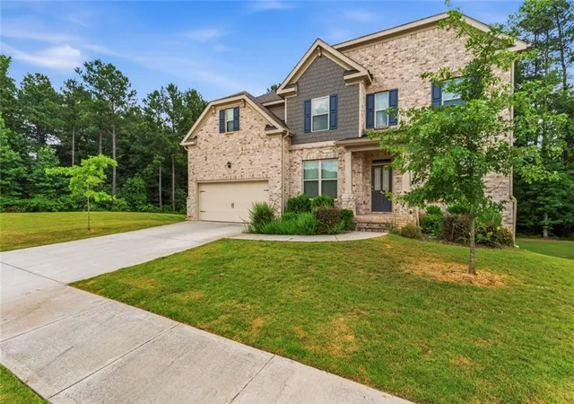 2nd image of 3426 Brook Rose Ln, Lithonia, GA 30038 | MLS# 7808044