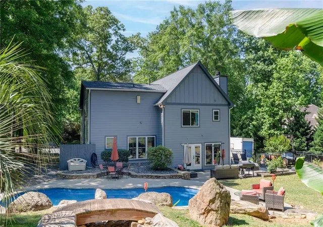 Photo 4 of Single family home for sale at 95 Tyler Woods Dr, Sharpsburg, GA 30277 | MLS# 7808969 | Listing updated on 2026-09-08