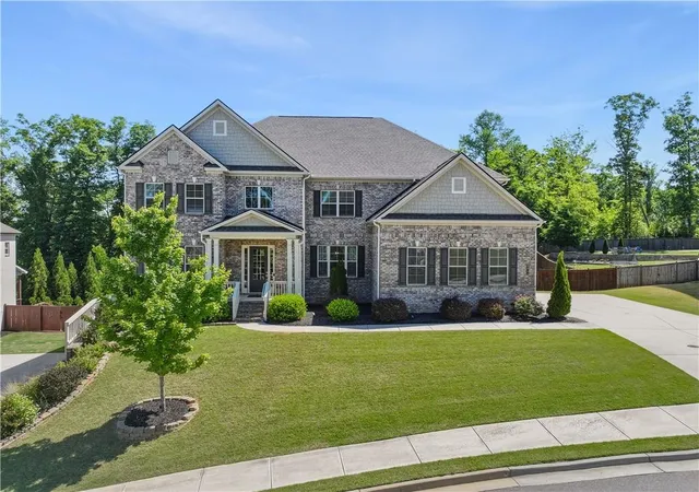 2nd image of 5911 Ashley Falls Ln, Flowery Branch, GA 30542 | MLS# 7765556