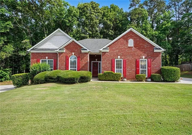 Photo 1 of Single family home for sale at 8195 N Links Dr, Covington, GA 30014 | MLS# 7778601 | Listing updated on 2026-09-23