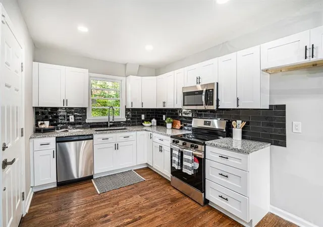 3rd image of 2693 Washington St Nw, Atlanta, GA 30318 | MLS# 7766723