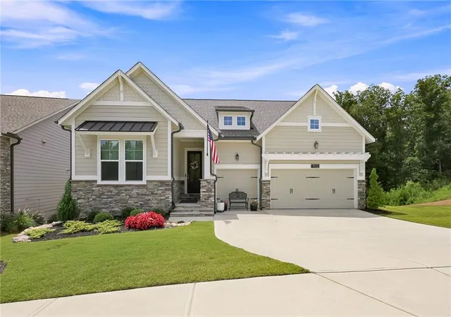 1st image of 7012 Cottage Grove Dr, Flowery Branch, GA 30542 | MLS# 7809841