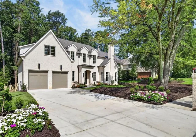 2nd image of 2896 Cravenridge Dr Ne, Brookhaven, GA 30319 | MLS# 7820545