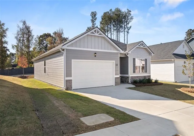 Photo 3 of Sale Pending at 130 Melrose Ct, Jefferson, GA 30549 | MLS# 7754071 | Listing updated on 2026-10-09