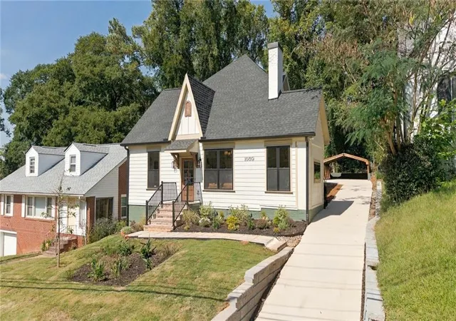 Single family home for sale at 1669 Beecher St SW, Atlanta, GA 30310 | MLS# 7855187