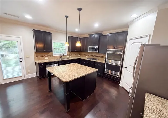 Photo 2 of Single family home for sale at 2772 Bluestone Dr Sw, Atlanta, GA 30331 | MLS# 7818192 | Listing updated on 2026-09-08