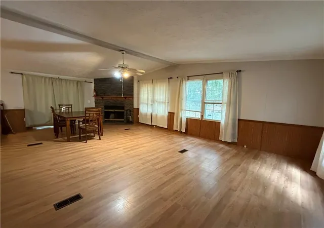 Photo 4 of Single family home for sale at 4131 Tribble Rd, Cumming, GA 30028 | MLS# 7808758 | Listing updated on 2026-08-24