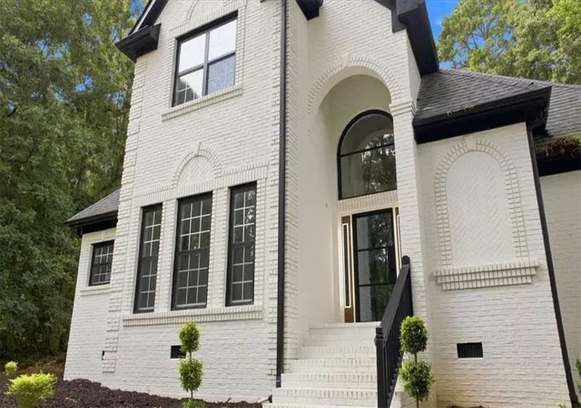 Photo 4 of Single family home for sale at 141 Amicalola Wy, Jonesboro, GA 30236 | MLS# 7829503 | Listing updated on 2026-08-30