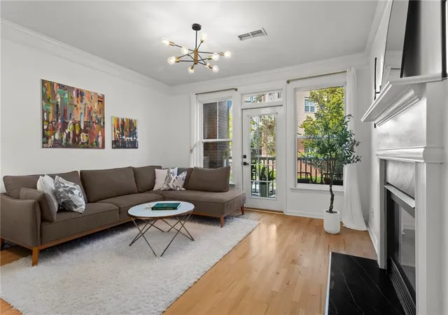 Photo 3 of Condo for sale at 3150 Woodwalk Dr SE #2206, Atlanta, GA 30339 | MLS# 7782444 | Listing updated on 2026-10-19