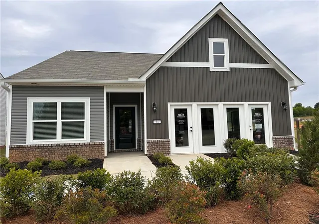 Homes for sale in Rockmart, GA | 119 Stonecreek Ave, Rockmart, GA 30153 | MLS# 7763345