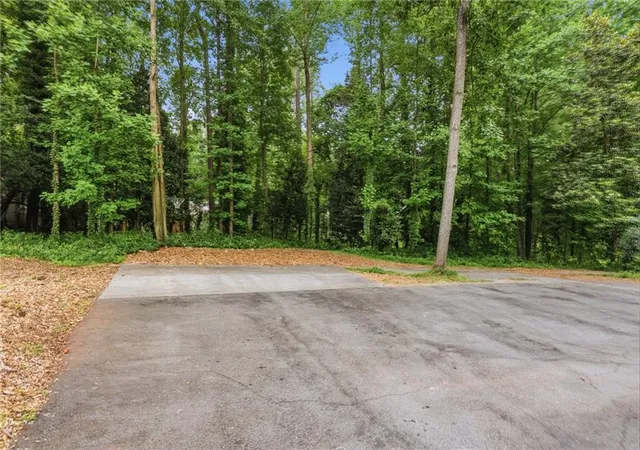 Homes for sale in Marietta, GA | 635 Wisteria Dr Sw, Marietta, GA 30064 | MLS# 7795534