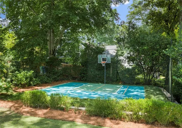 Photo 2 of Single family home for sale at 1610 W Sussex Rd NE, Atlanta, GA 30306 | MLS# 7827575 | Listing updated on 2026-09-08