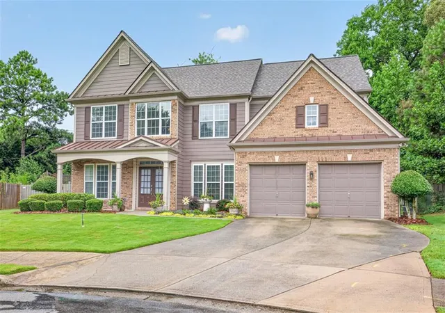 Photo 3 of Sale Pending at 581 Kyle Tr Ct, Sugar Hill, GA 30518 | MLS# 7796236 | Listing updated on 2026-09-01