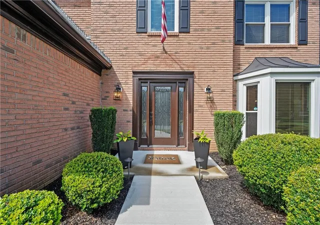 3rd image of 485 Weatherend Ct, Johns Creek, GA 30022 | MLS# 7819981
