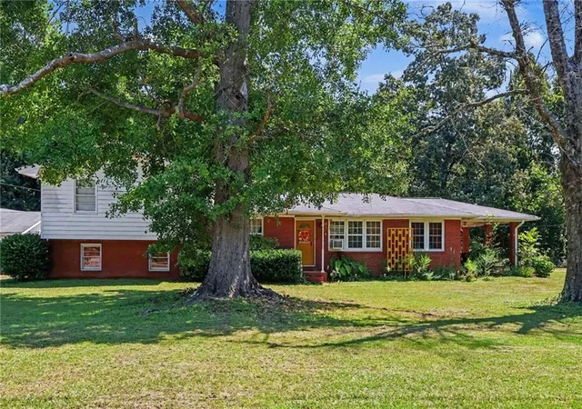 Photo 3 of Single family home for sale at 4490 Mason Crk Rd, Winston, GA 30187 | MLS# 7824851 | Listing updated on 2026-08-22
