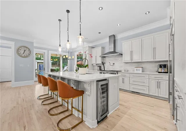 Photo 4 of Single family home for sale at 982 Canter Rd NE, Atlanta, GA 30324 | MLS# 7774212 | Listing updated on 2026-08-18