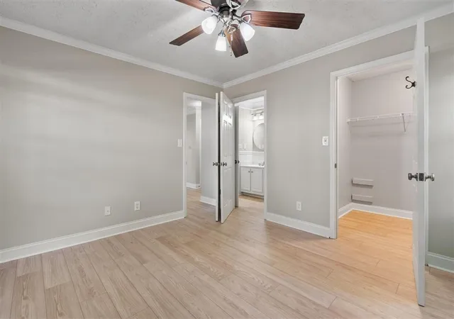 Listing Photo 2 - Condo for sale in building located at 1364 Kys Xing NE, Brookhaven, GA 30319