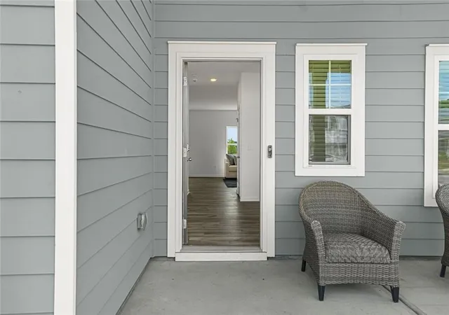 Photo 4 of Single family home for sale at 2313 Hedgeview Rd, Conyers, GA 30094 | MLS# 7770775 | Listing updated on 2026-08-13