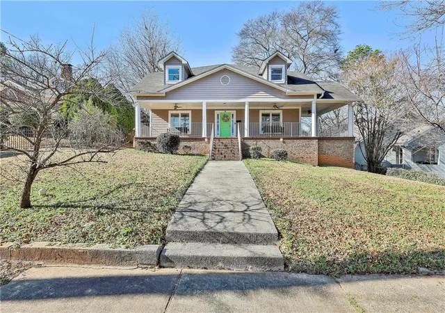 Photo 2 of Single family home for sale at 258 NW Sunset Ave, Atlanta, GA 30314 | MLS# 7813673 | Listing updated on 2026-09-06