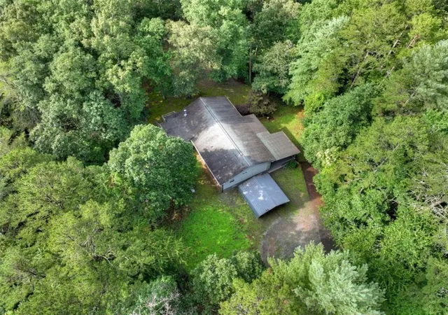 Photo 4 of Single family home for sale at 387 Ruby Ln, Mineral Bluff, GA 30559 | MLS# 7814098 | Listing updated on 2026-10-21