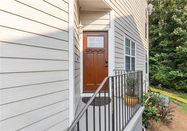 2nd image of 2505 Thorngate Dr, Acworth, GA 30101 | MLS# 7813374