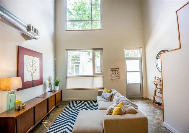 Condominium at 1661 La France St Ne #402, Atlanta, GA 30307 | MLS# 5896437 | | Sold on 2017-11-17