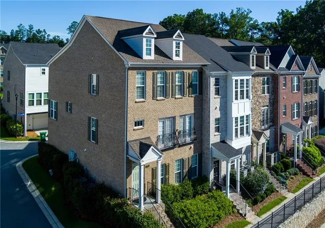 1st image of 2051 Falls Park Wy, Decatur, GA 30033 | MLS# 7791113