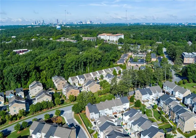 5th image of 2051 Falls Park Wy, Decatur, GA 30033 | MLS# 7791113