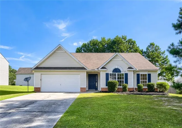 Single family home for sale at 606 Mayfern Tr, Fairburn, GA 30213 | MLS# 7825417