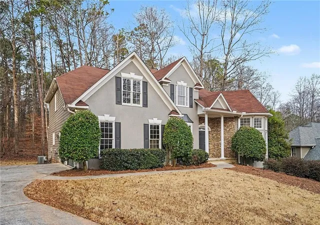 Photo 1 of Single family home for sale at 135 Birch Holw Trl NW, Marietta, GA 30064 | MLS# 7698344 | Listing updated on 2026-09-10